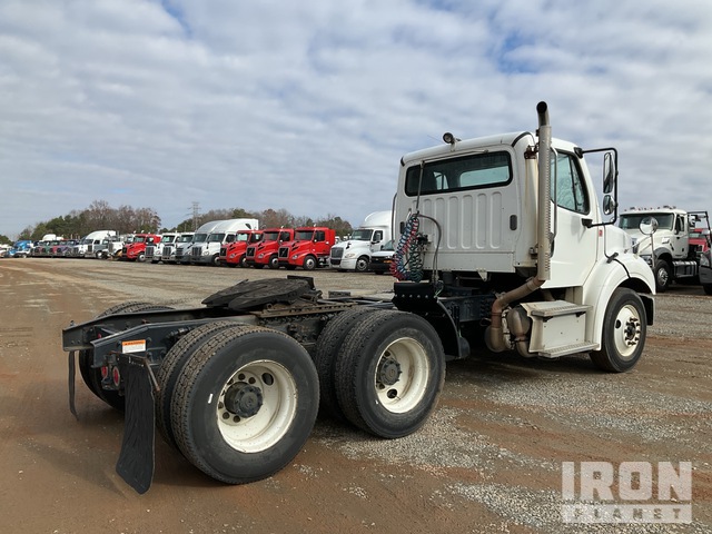 CAMIóN 2016 FREIGHTLINER