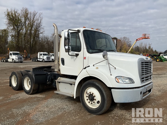 CAMIóN 2016 FREIGHTLINER