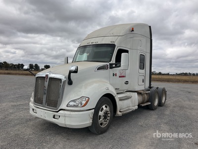2016 Kenworth T680 6x4 Tractocamion con Dormitorio / T/A Sleeper Truck Tractor
