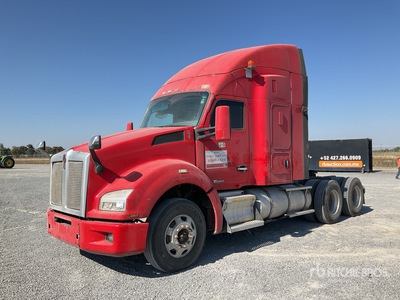 2017 Kenworth T880 6x4 Tractocamion con Dormitorio / T/A Sleeper Truck Tractor