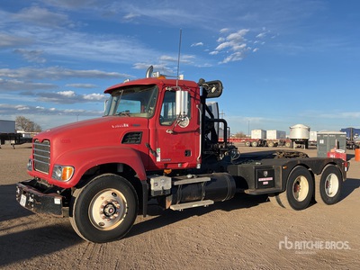 2006 Mack CV713 6x4 Winch Truck