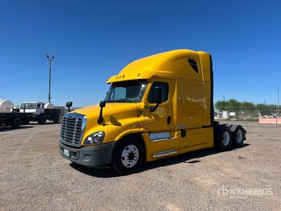 2015 Freightliner Cascadia 125 6x4 T/A Sleeper Truck Tractor