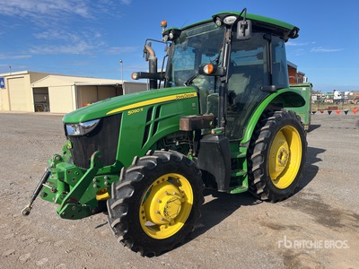 2018 John Deere 5090R 4WD Tractor