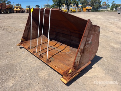 2800 mm Q/C General Purpose Wheel Loader Bucket - Fits Cat 950H
