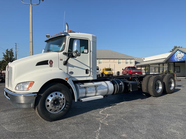 2020 Kenworth T370 6x4 Cab and Chassis