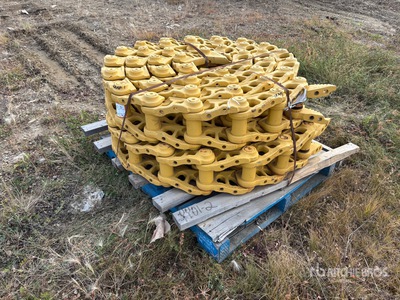 Cat Heavy Duty Extended Life Conventional Rails - Fits Cat D6R, D6T D6 LGP