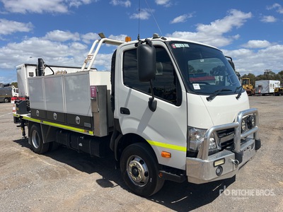 2019 Hino 300 4x2 Servicewagen