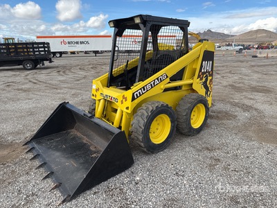 Mustang 2040 Minicargadora