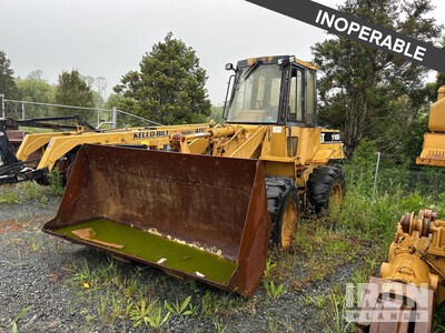 1997 Cat 910F Wheel Loader (Inoperable)