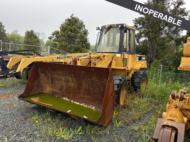 1997 Cat 910F Wheel Loader (Inoperable) 1997 Cat 910F Wheel Loader (Inoperable)