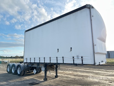 2005 Vawdrey Tri/A B-Double Lead Curtain Side Trailer