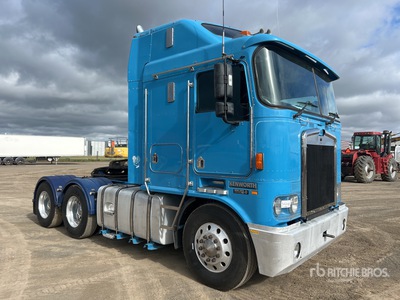 2004 Kenworth K104 6x4 تراكتور شاحنة كابينة النوم (ثنائية المحور)