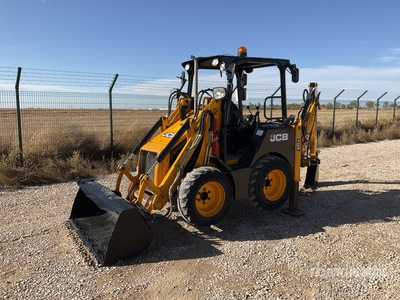 2016 JCB 1CX Skid Steer Backhoe Loader