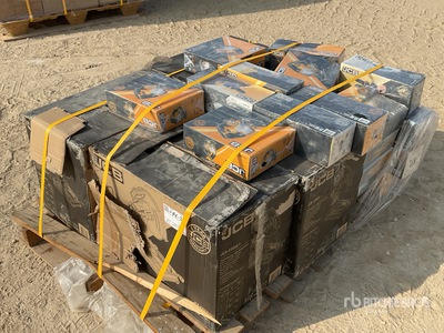 Quantity of (32) JCB Circular Saw, Angle Grinder, Jigsaw (Unused)