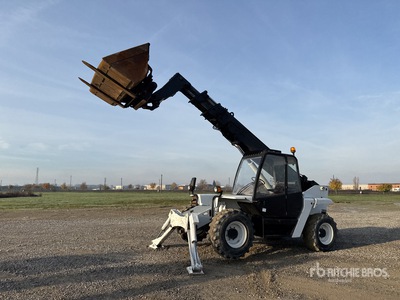 2001 Terex Telelift 3013 Telehandler
