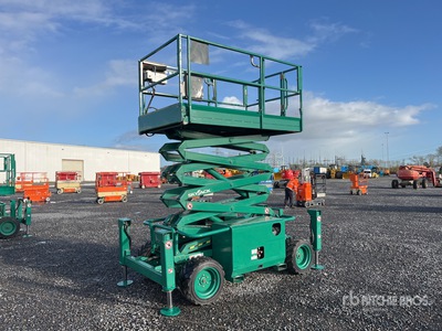 2015 Skyjack SJ6832 RT 4x4 Diesel Scissor Lift