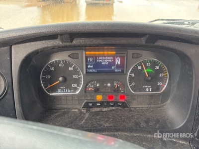 2013 Mercedes G2533NLG48C Camion Benne S/A Dump Truck