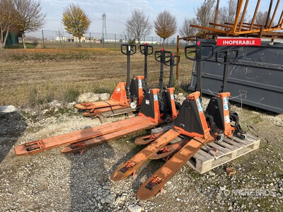 Qty of Pallet Jack (Inoperable)