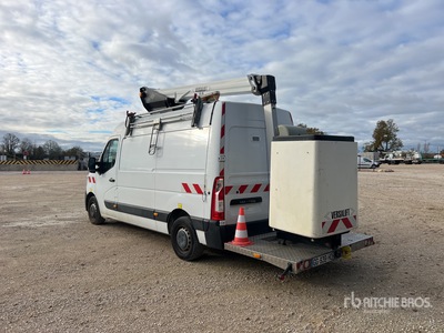 Versalift VTL-135 on 2022 Renault Master Fourgon Nacelle Camion à godets