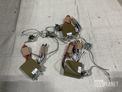 (3) Grimes Aerospace 46-1086-1 Relays