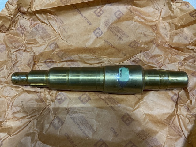 (2) Cat 122-3214 Shouldered Shafts