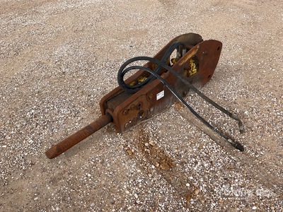 Cat 1500 Backhoe Hydraulic Breaker