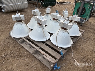 Quantity of (8) Cooper SS 400W Light