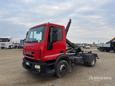 2009 Iveco Eurocargo 120E28 4x2 Roll-Off Truck