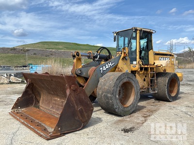 John Deere 744H Radlader