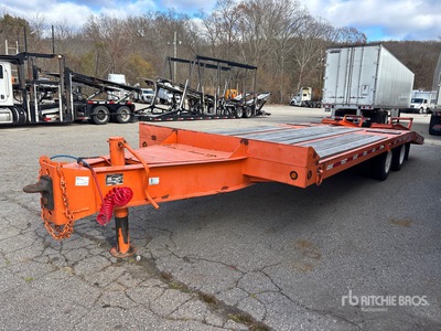 2003 Eager Beaver 20XPT 25 ft T/A Equipment Trailer
