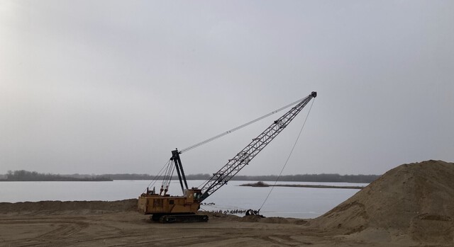 Manitowoc 4600 Lattice-Boom Crawler Crane Manitowoc 4600 Lattice-Boom Crawler Crane