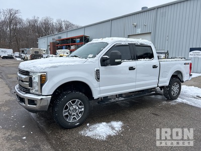 2019 Ford F-250 XLT 4x4 Crew Cab Pickup