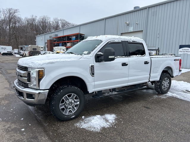 2019 Ford F-250 XLT 4x4 Crew Cab Pickup