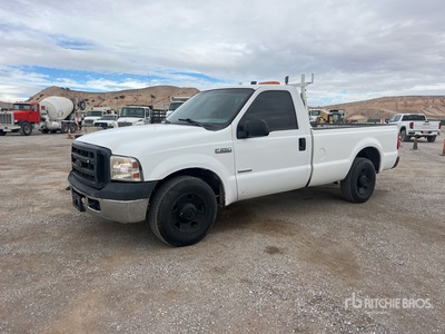 2006 Ford F-250 XL 4x2 Pickup