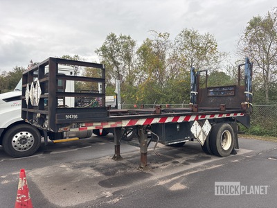 1979 Oldsmobile 21 ft S/A Flatbed Trailer