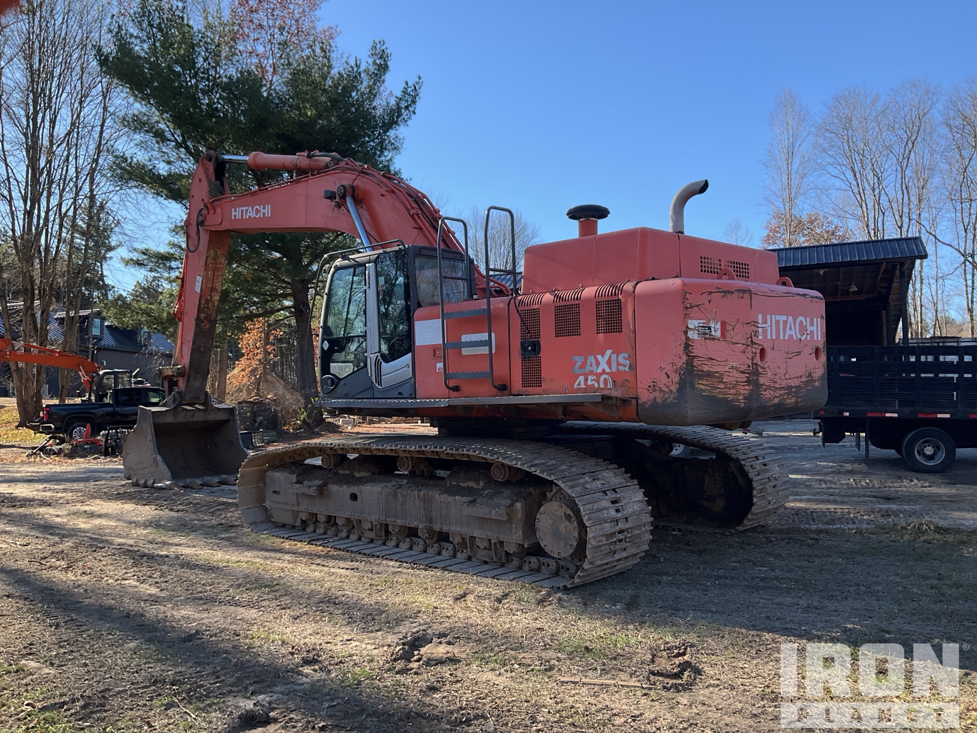 2010 Hitachi ZX450LC-3-DH Tracked Excavator in Pickney, Michigan