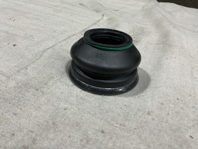 (112) Terex 47073312 Sealing Bellows