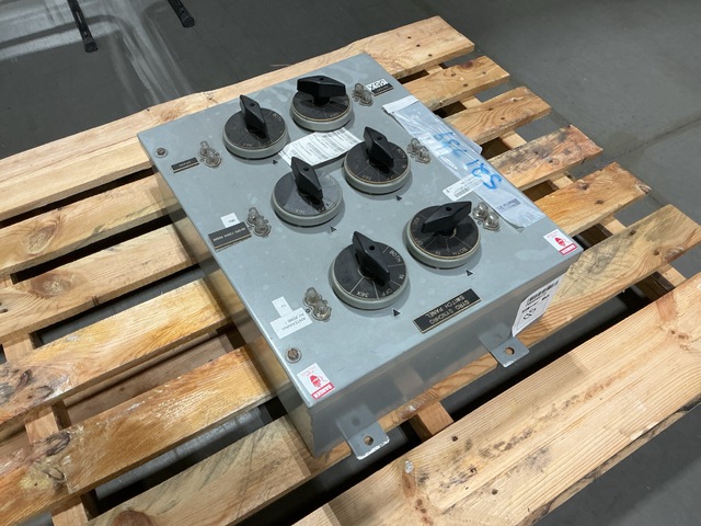 Gyro Synchro Switch Panel