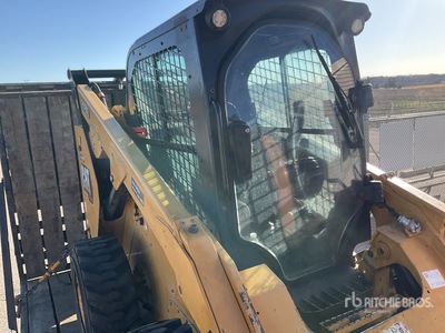 2022 Cat 262D3 Chargeuse à direction à glissement