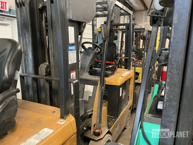 MONTACARGAS ELéCTRICO 2019 CATERPILLAR EC25N