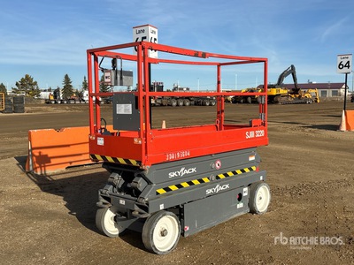 2018 Skyjack SJIII 3220 Electric Scissor Lift