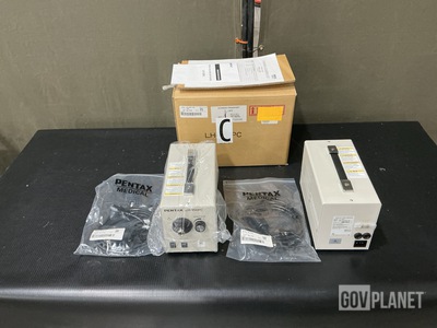 (27) Pentax LH-150PC Halogen Light Sources