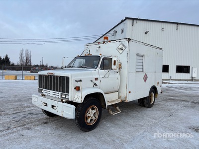 1985 GMC C7500 4x2 Specialty 55 kW 600 v Generator Truck