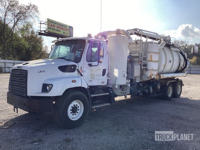 2015 Ledwell LW2400 Gal Vt-RLR on 2015 Freightliner 114SD 6x4 Vacuum Excavator Truck