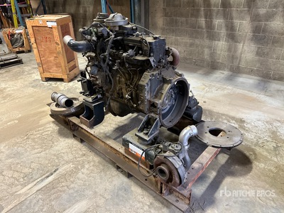 Cummins QSB6.7 エンジン