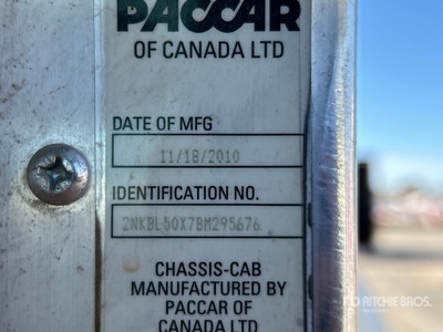 2011 Kenworth T400 4000 gal 6x4 Water Truck