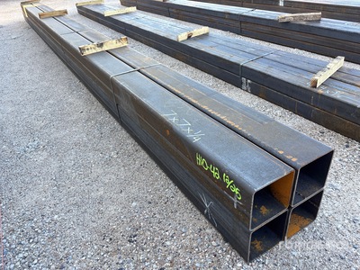 Quantity of (4) 7 in x 7 in x 1/4 in x 23 ft 6 in Square Tubing