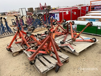 Quantity of (8) Roller Pfeifenständer