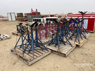 Quantity of (28) Pipe stands Pfeifenständer