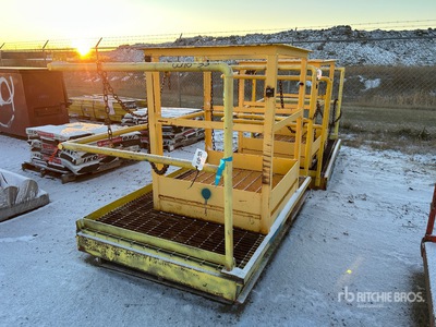 Quantity of (4) Bottle Lagerregal